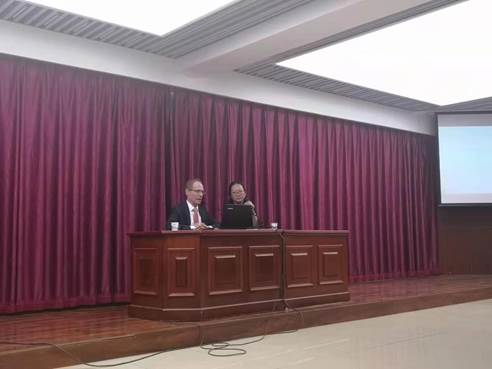 说明:C:\Users\Lenovo\Desktop\ba92dcc07cc6cc972c8d38c830b686f.jpg