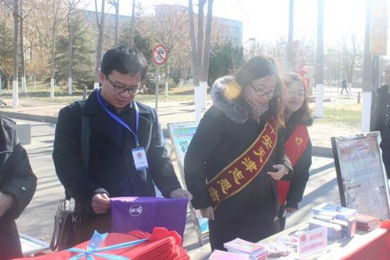 说明:https://mmbiz.qlogo.cn/mmbiz_png/doHc4NDKvCUibacYDIJqeiblB2UmpfibVJiawdPy3ZLjHjwvJ1cvkhxq6LOMpKibmF0sMSTlPVPeZ327VlddTgHuehA/0?wx_fmt=png